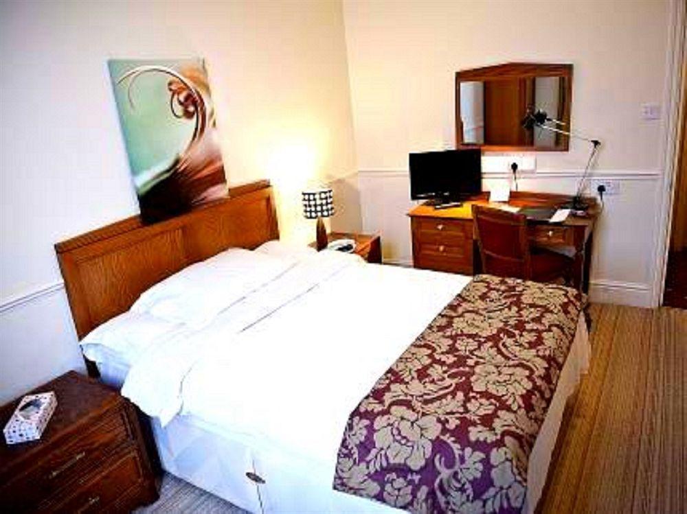 Grosvenor Hotel Rugby Exteriör bild